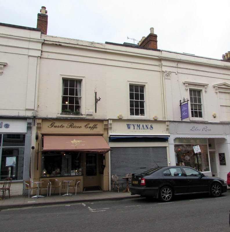 Aroma Cafe and Tapas Bar photo 4
