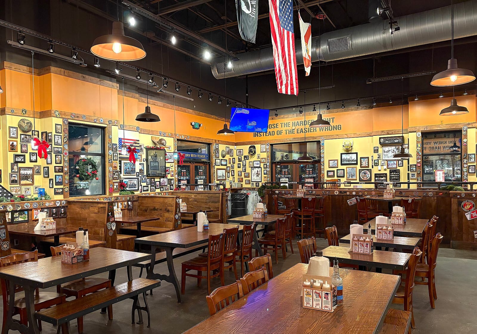 Another Broken Egg Cafe photo 3