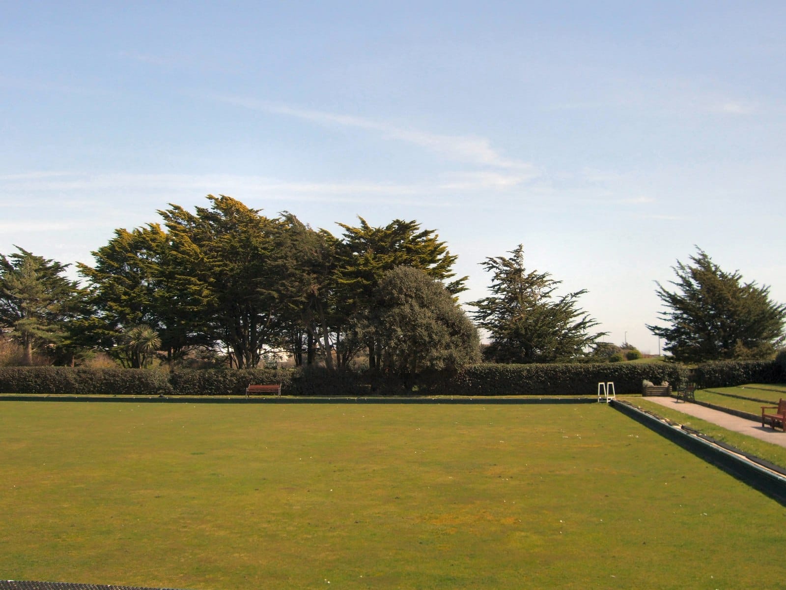 Edge by the sea photo 2