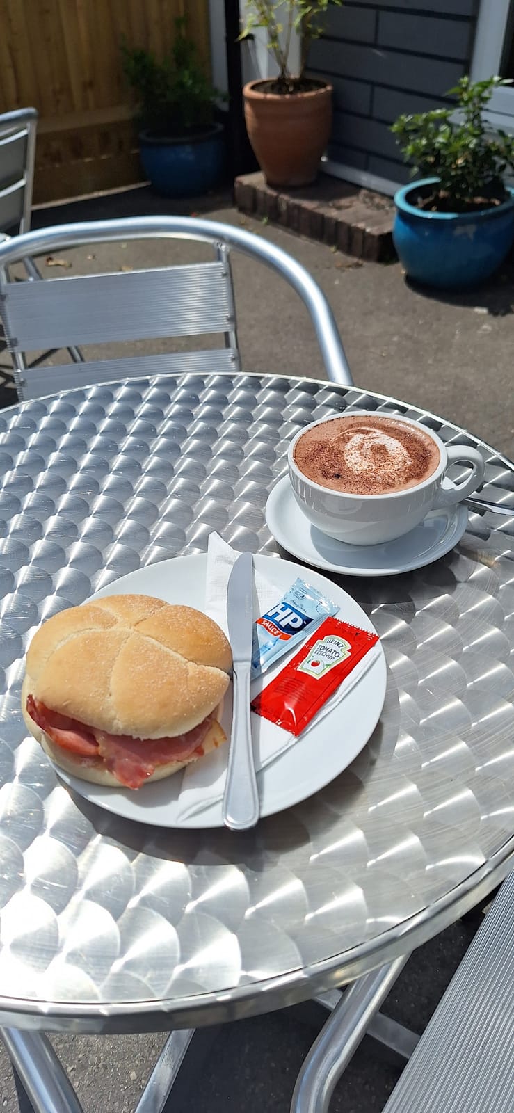 Apple Tree Lounge