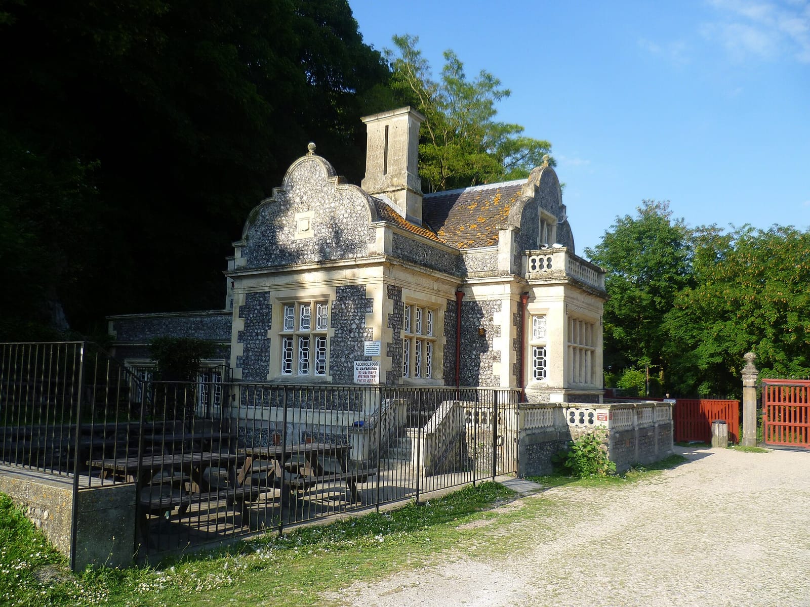 Swanbourne Lodge Tearoom