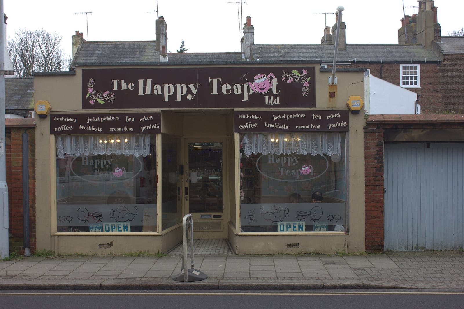 The Happy Teapot photo 2