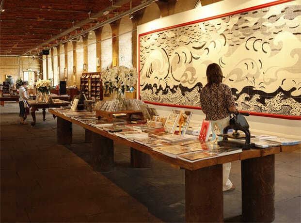 Cafe in to the Opera photo 7