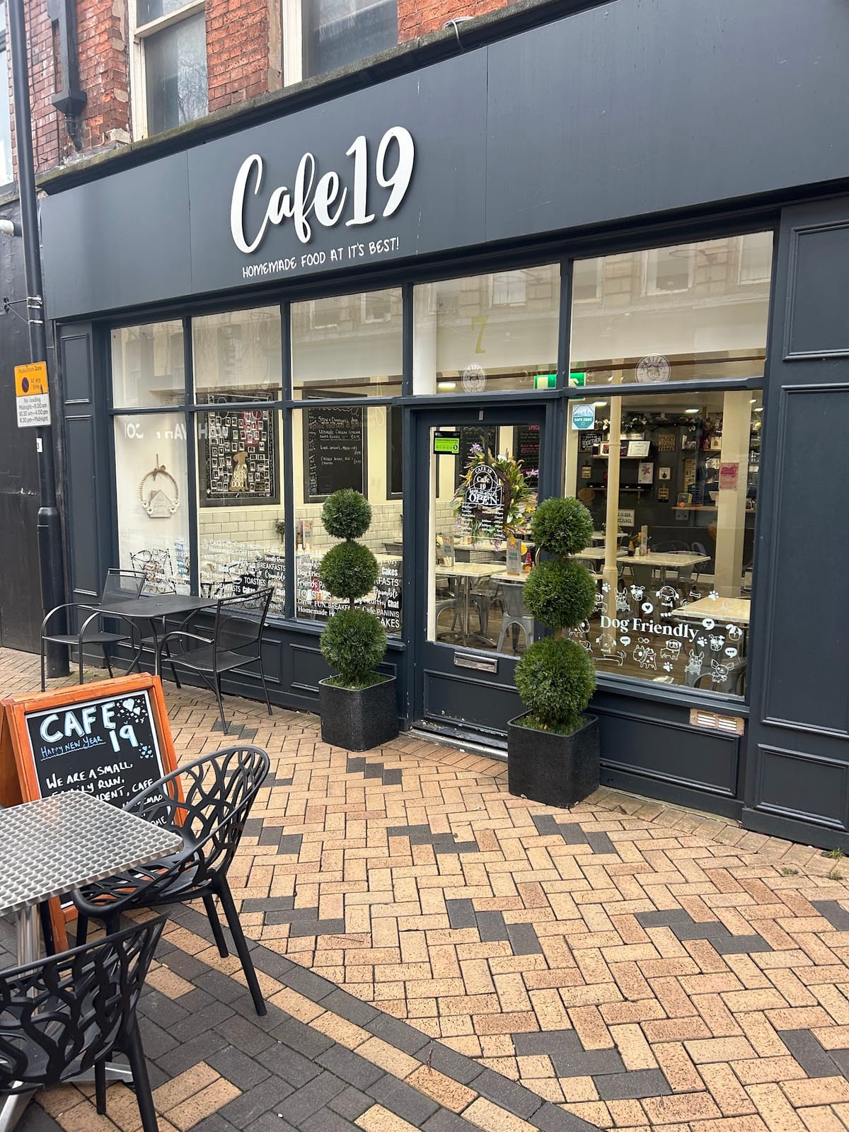 Cafe 19