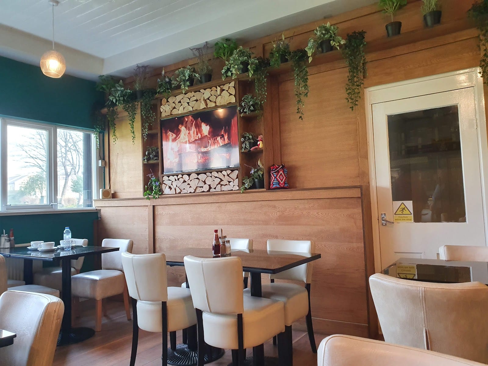 Eve's Cafe