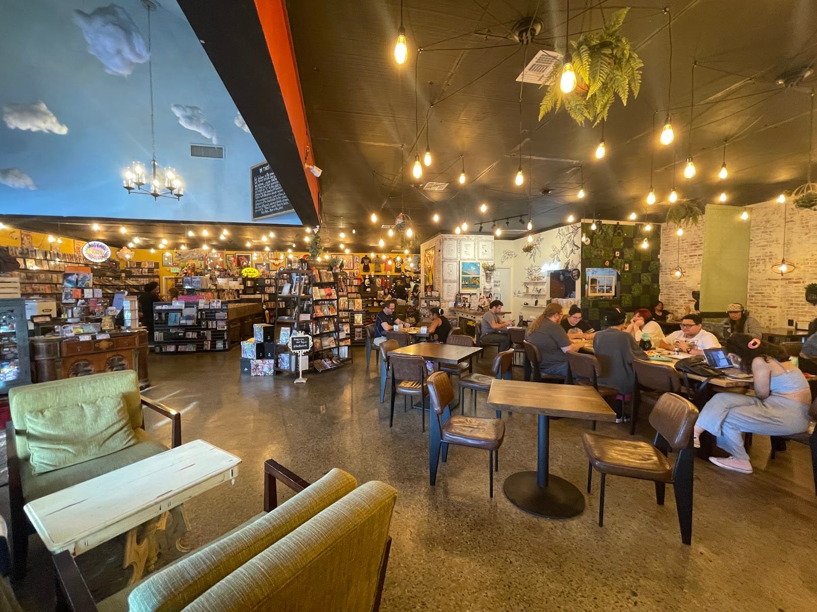 Blackbird Comics & Coffeehouse
