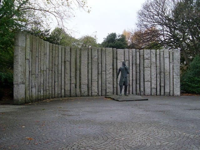 Peaches photo 4