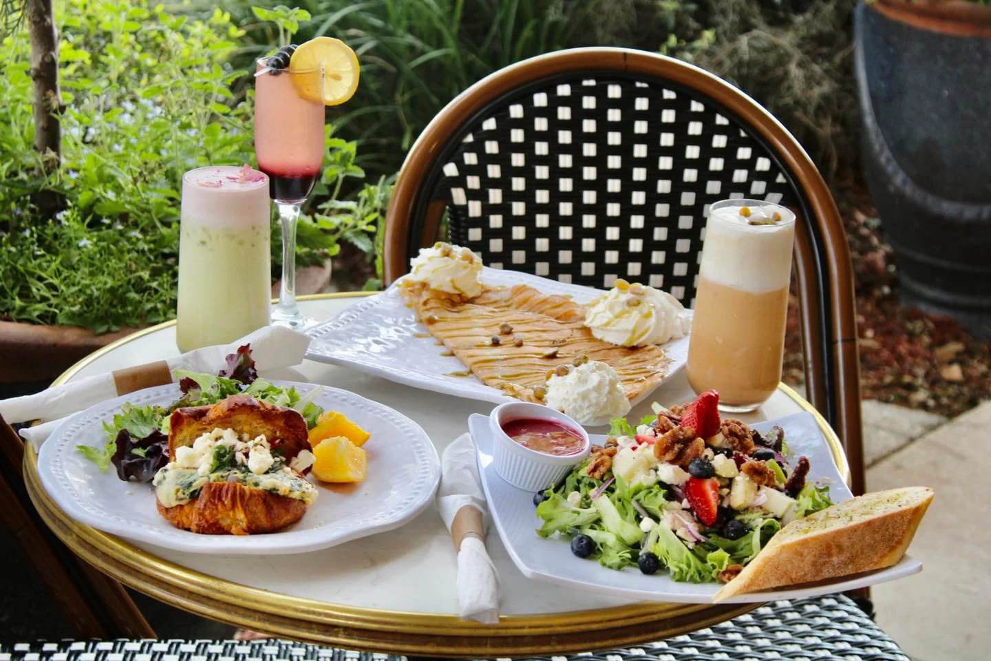 Le Petit Paris Cafe San Pablo photo 4