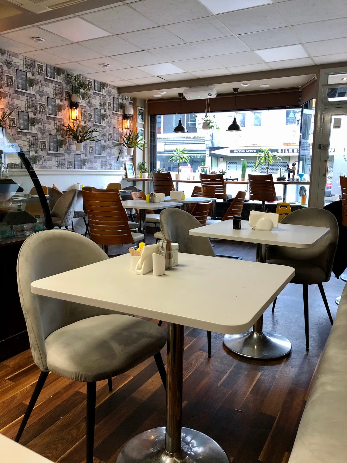 Aroma Coffee House