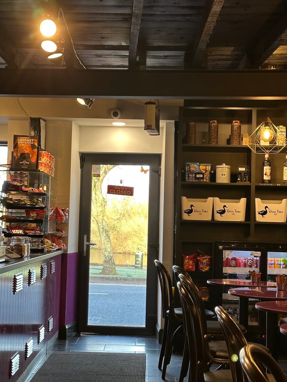 Lulu's Coffee at the Lough