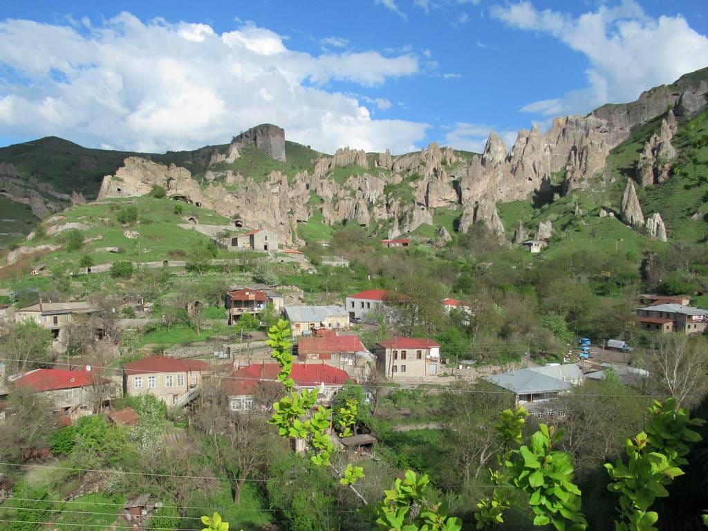 Tour-Baza