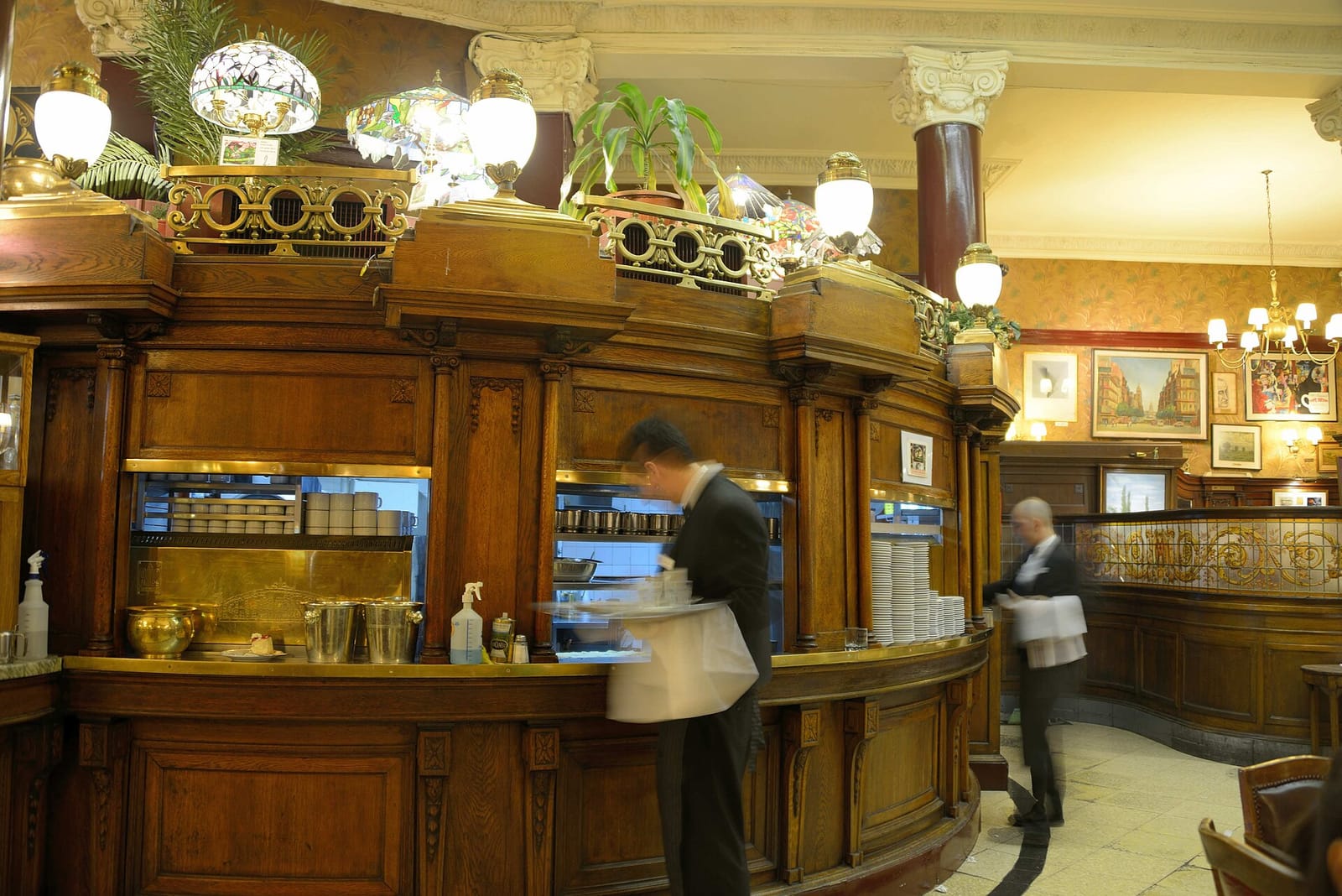 Café Tortoni photo 3