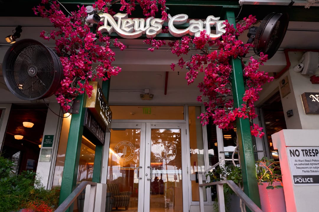 News Cafe photo 5