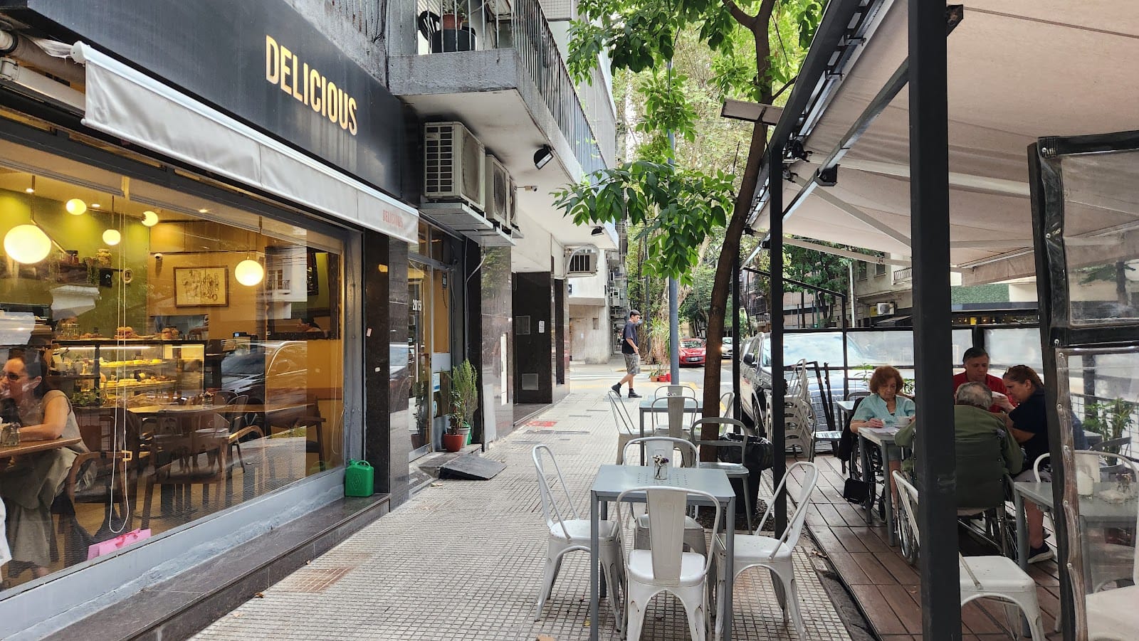 Delicious Café