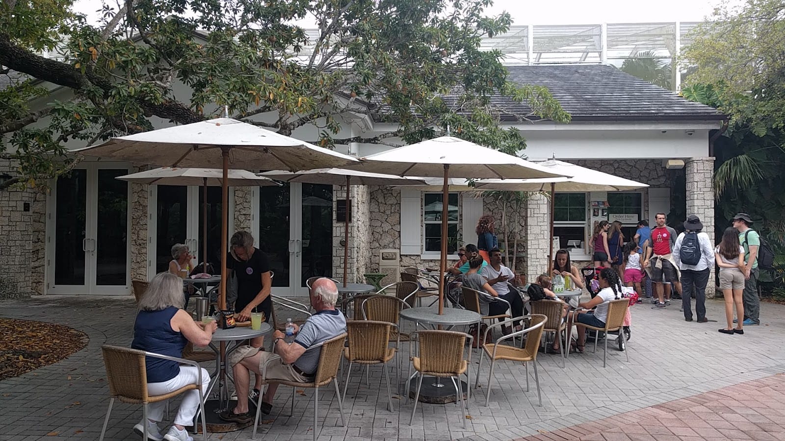 Glasshouse Café