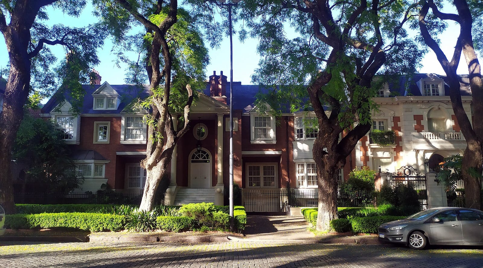 Central Pan photo 3