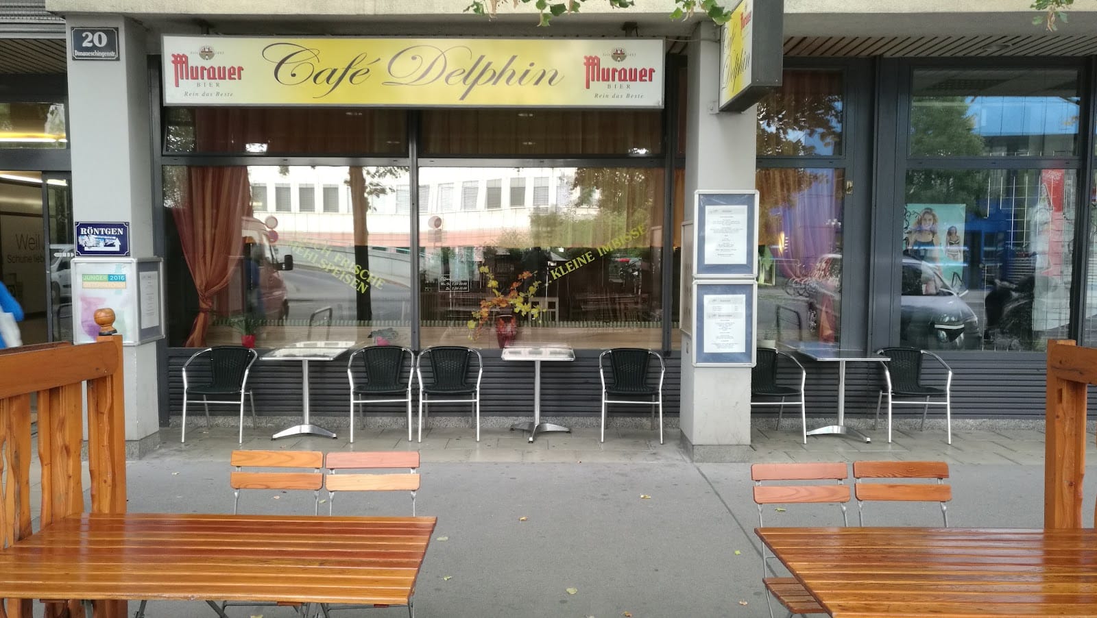Cafe Delphin