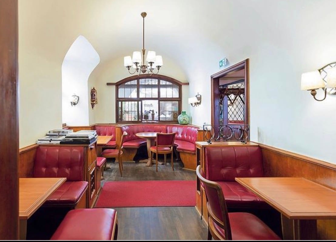 Cafe Bar Feurstein