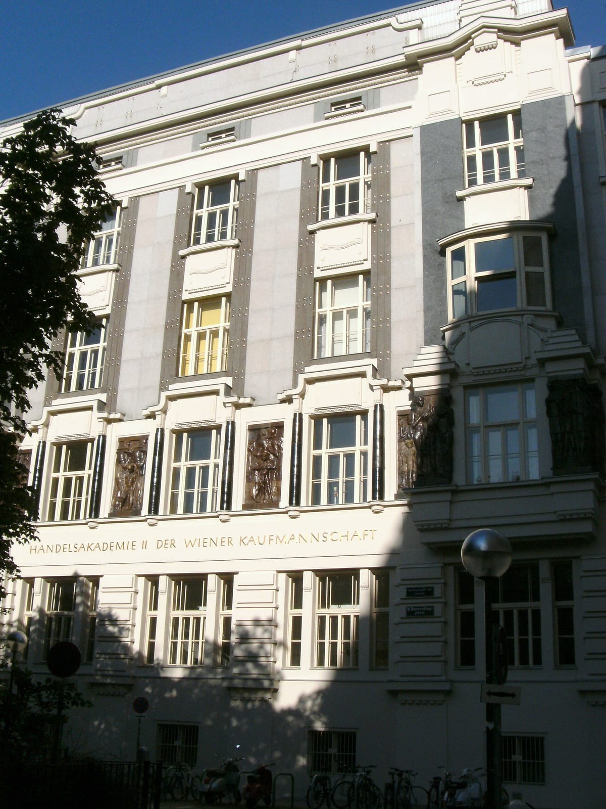 tagsüber photo 2