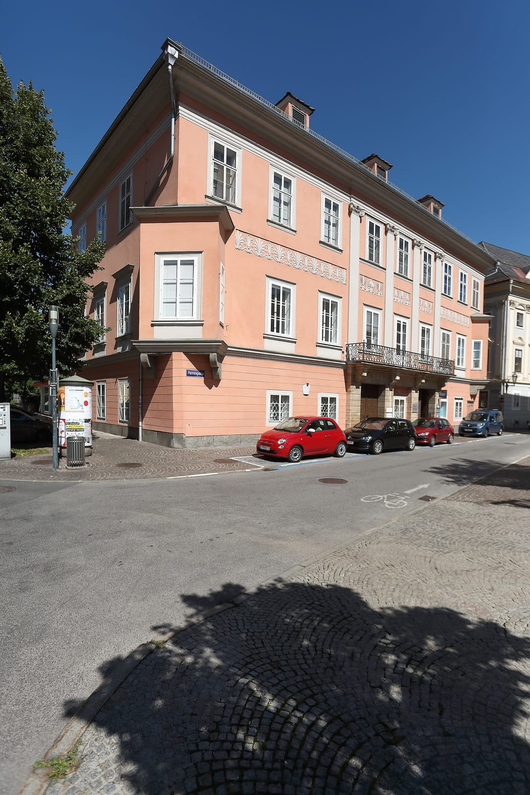 Schwarzes Schaf photo 5