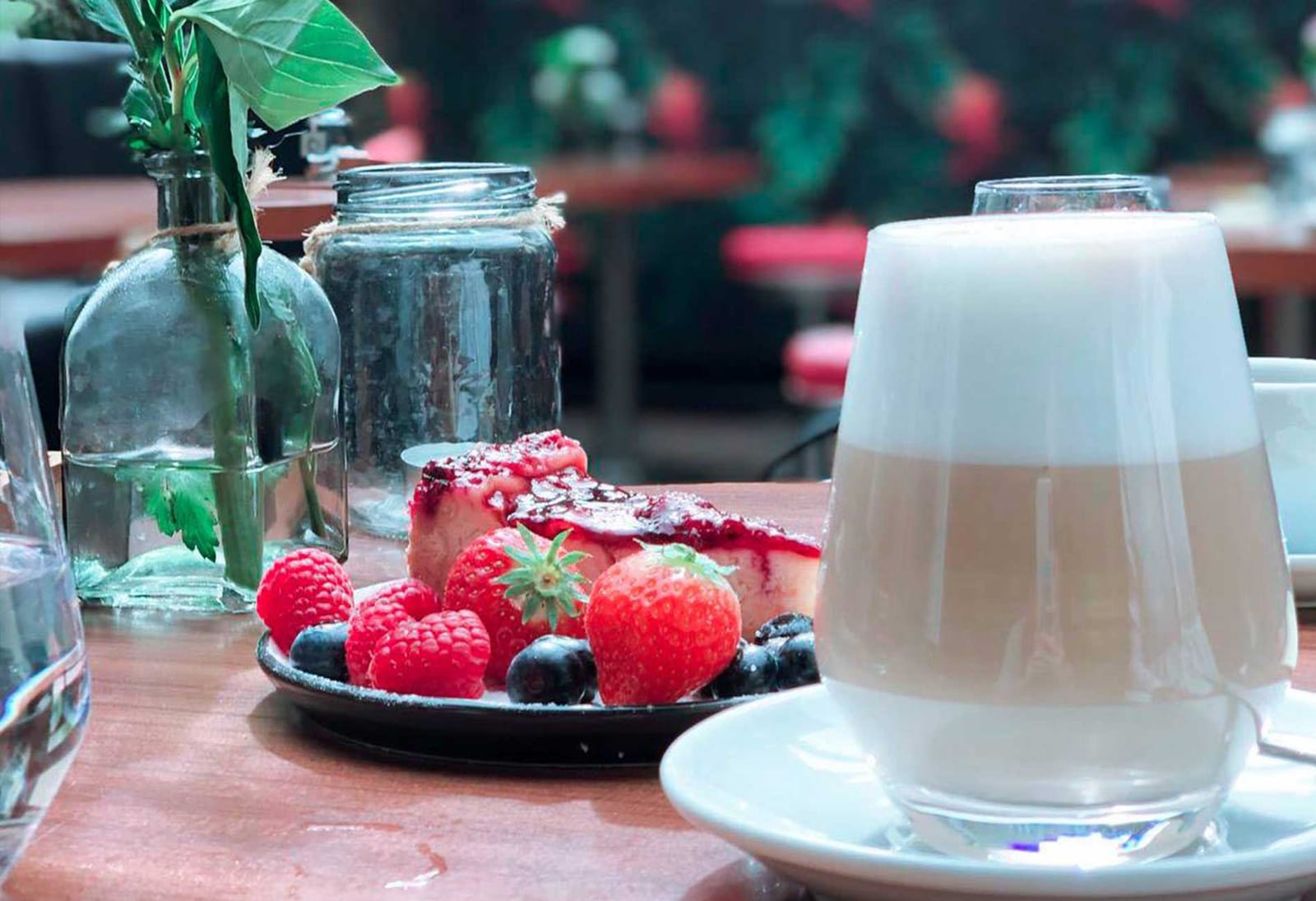 Tesla Coffee & Concept photo 4