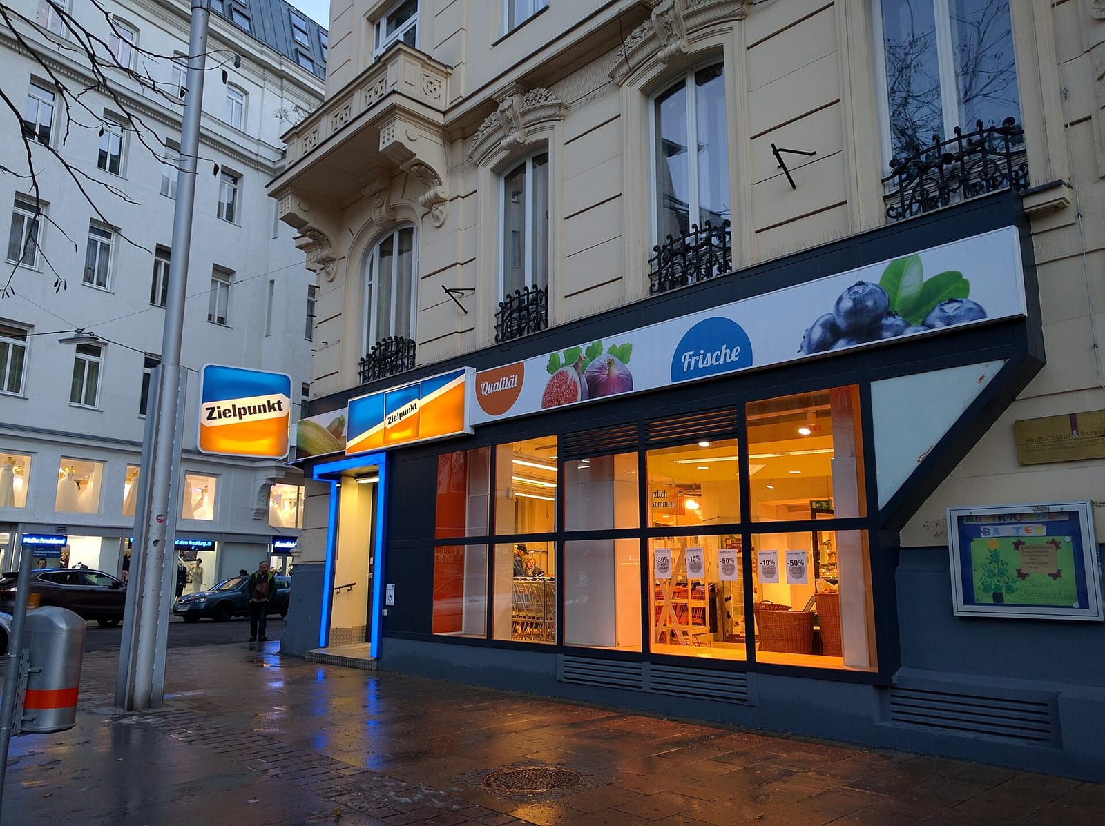 Cafe Saadi photo 3