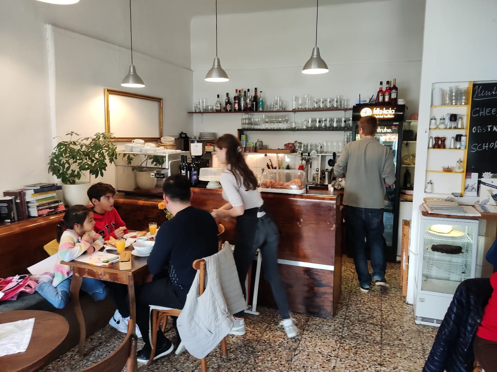 Cafe Nest