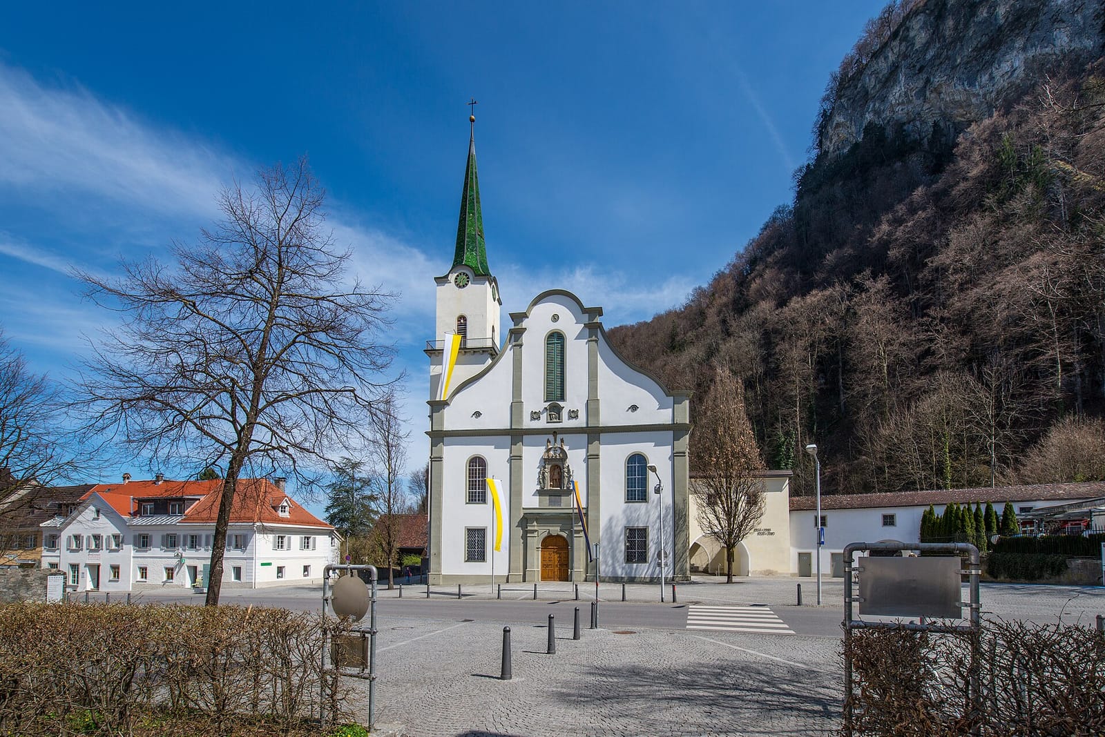 Löwenbar