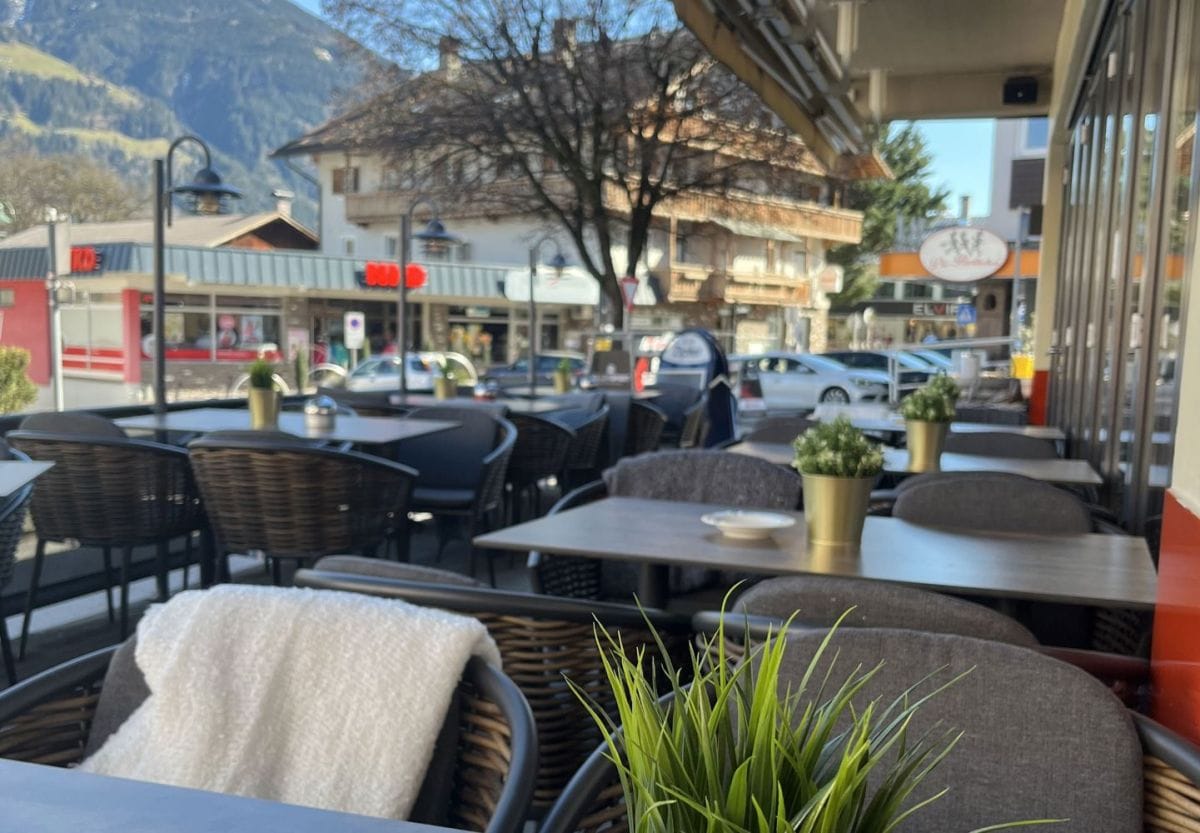 Rainer's Cafe