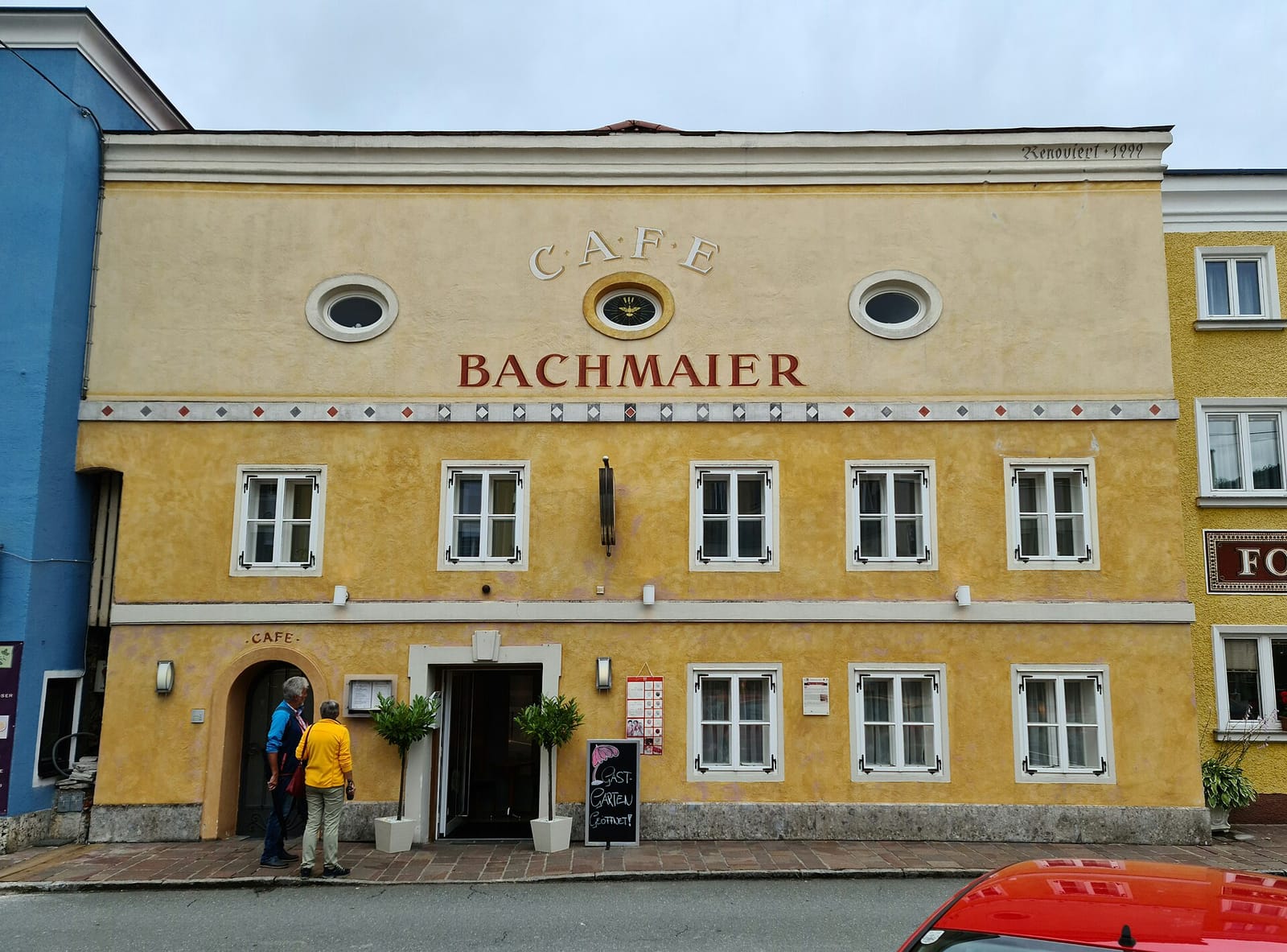 Cafe Plainer
