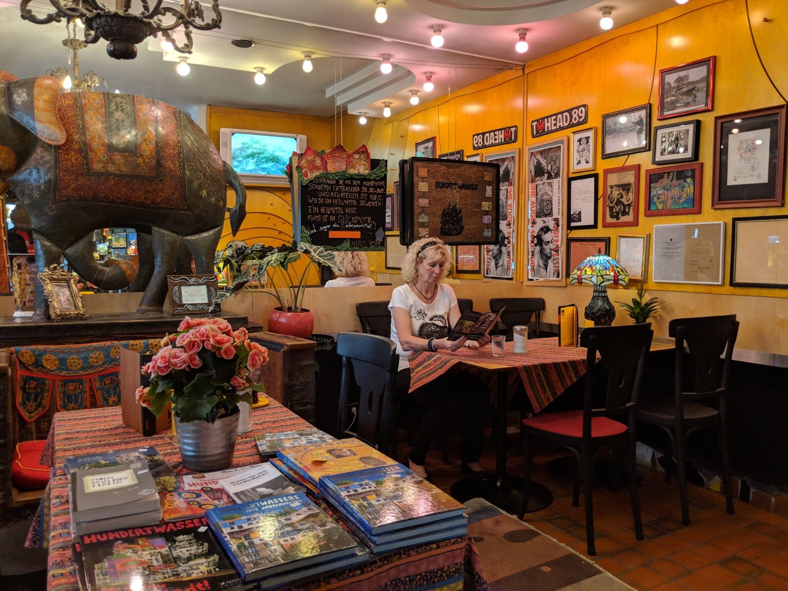 Kunst-Cafe im Hundertwasserhaus