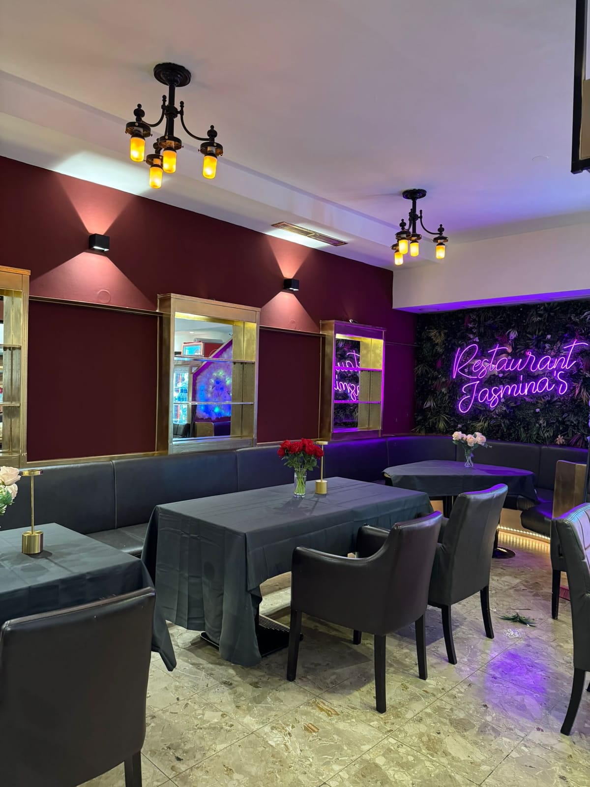 Jasmina's