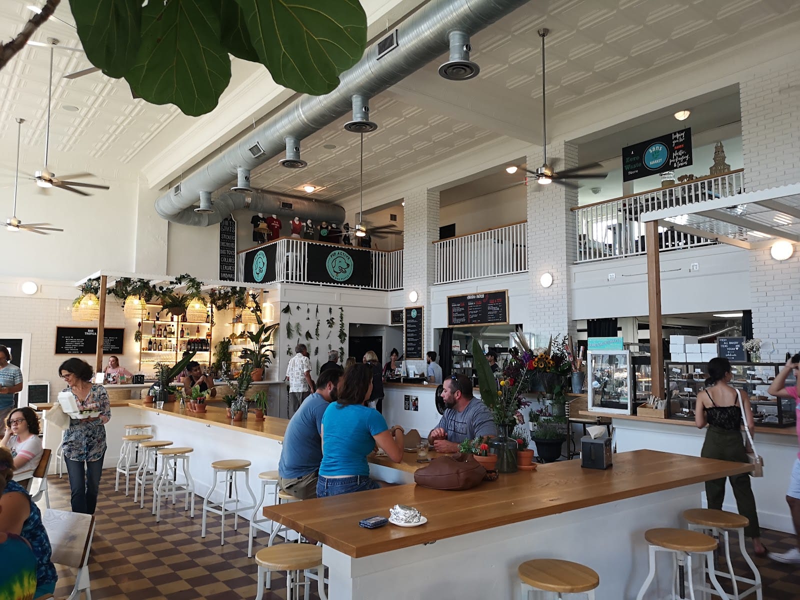 Intermezzo Coffee & Cocktails