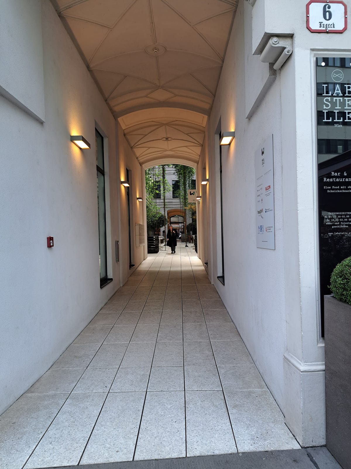 Cro photo 2