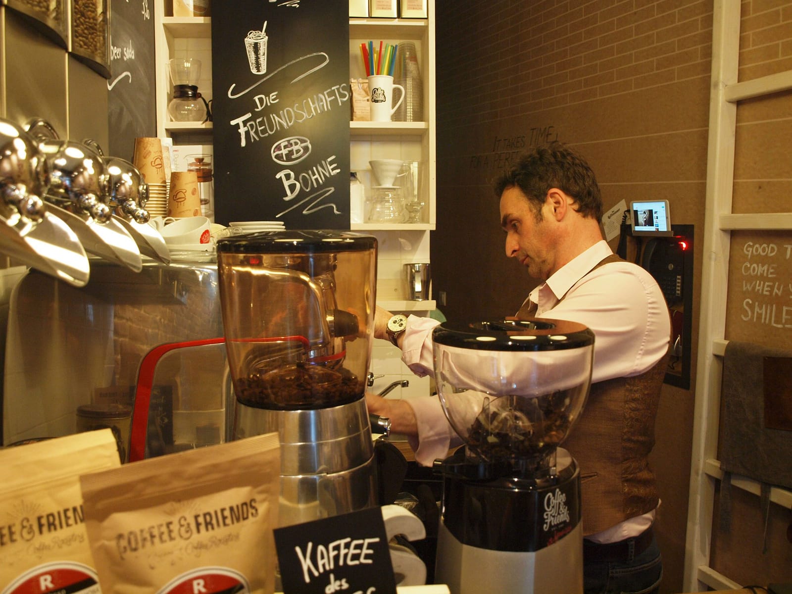 Coffee & friends photo 3