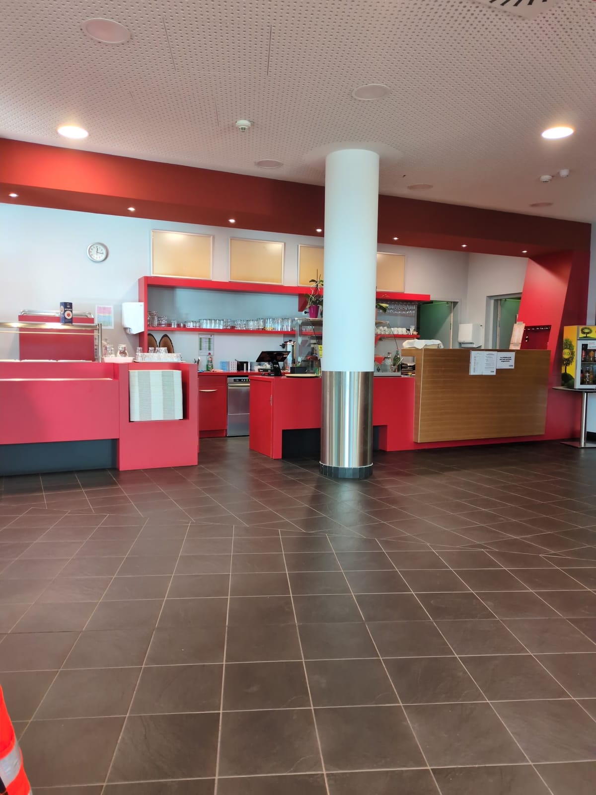 Cafe - Bistro "Jedermann"
