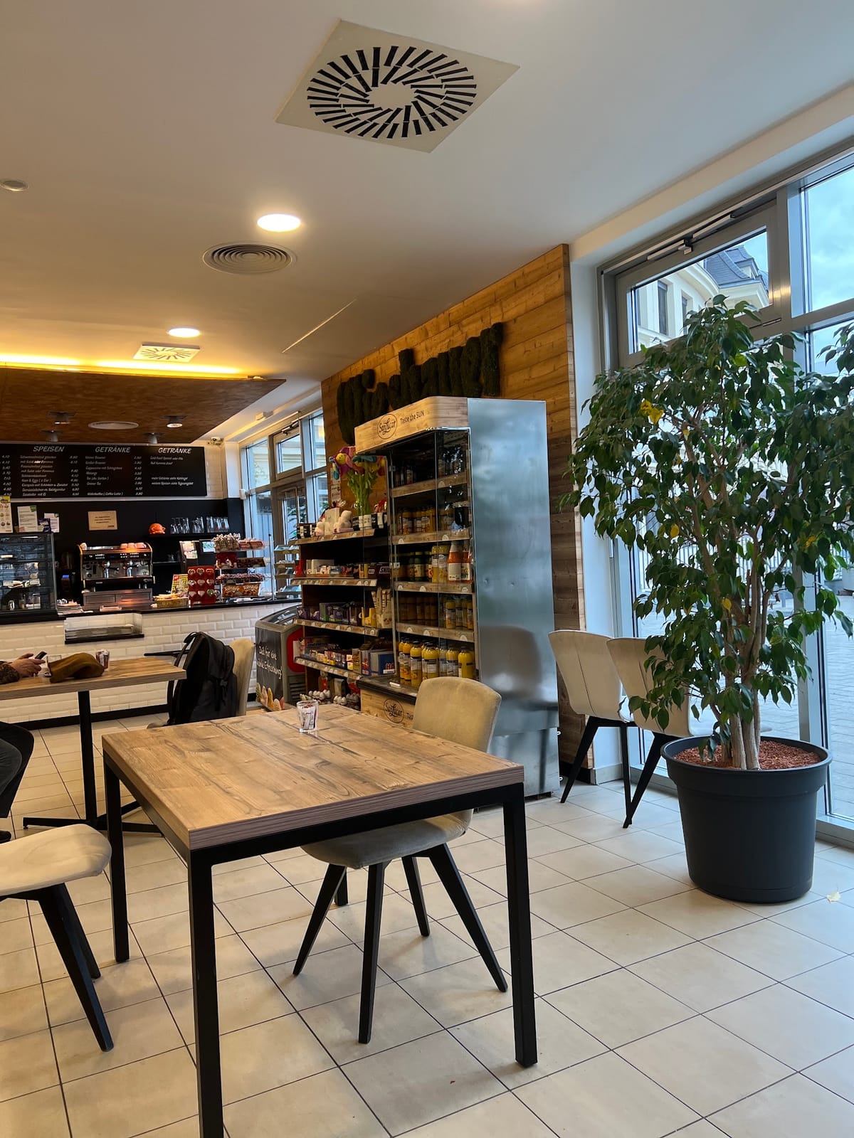 Wiesbauer Bistro & Shop