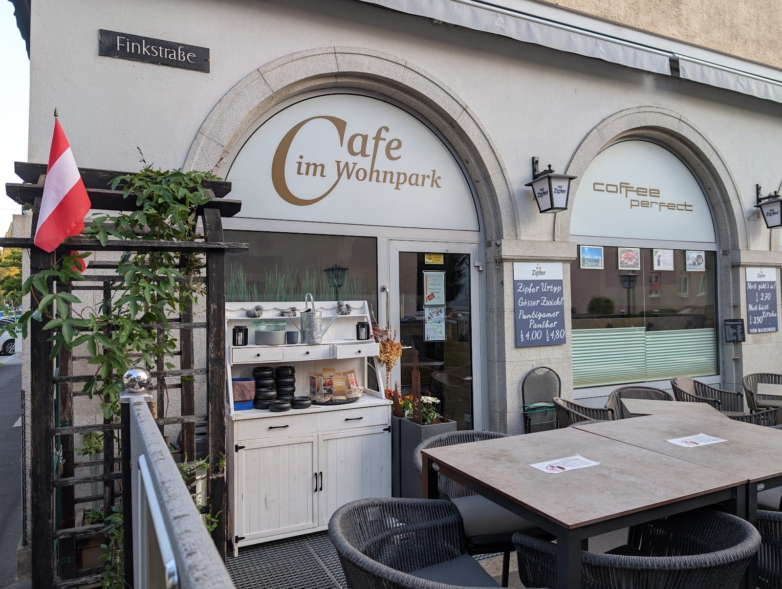 Cafe im Wohnpark