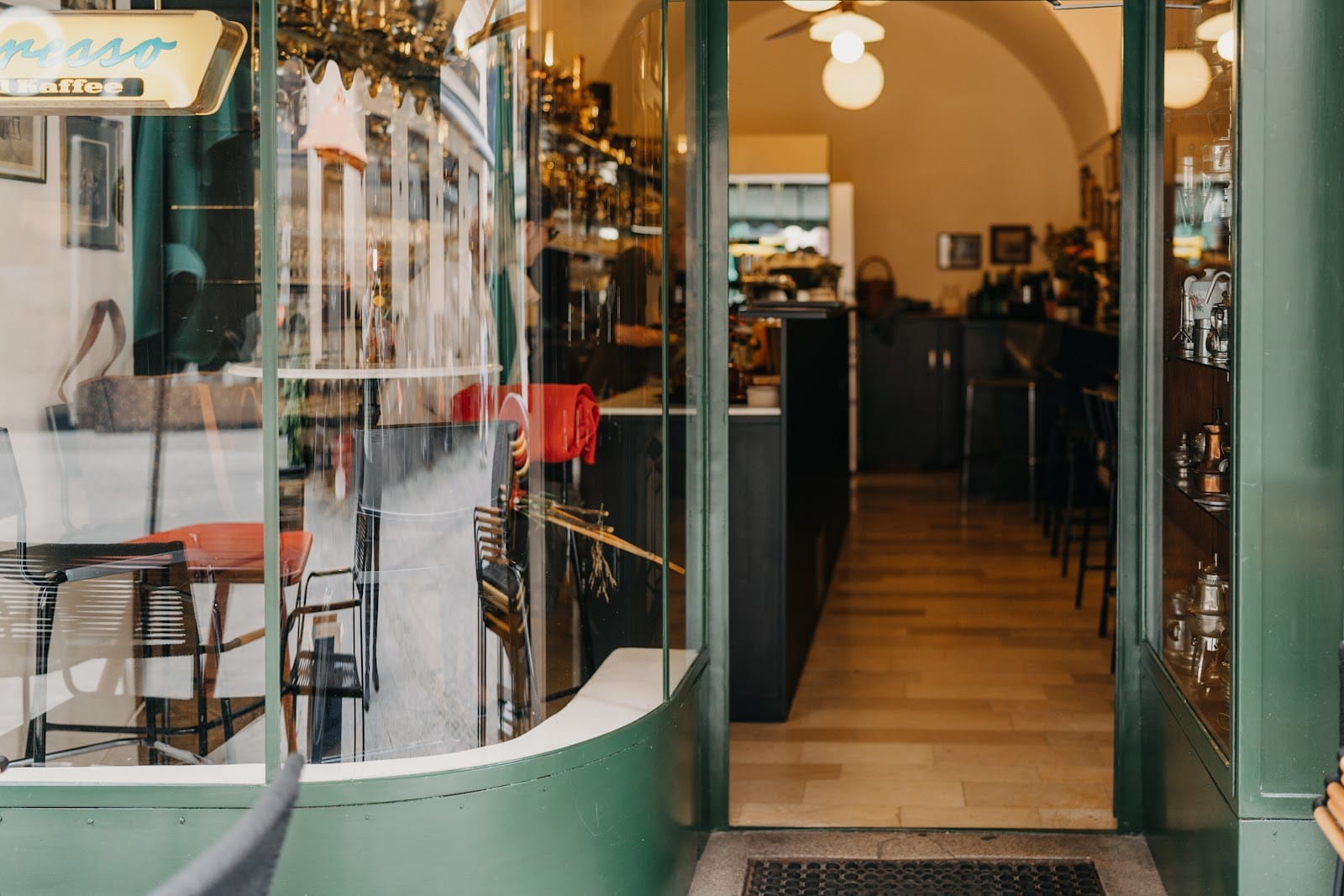 Resas Café & Bar