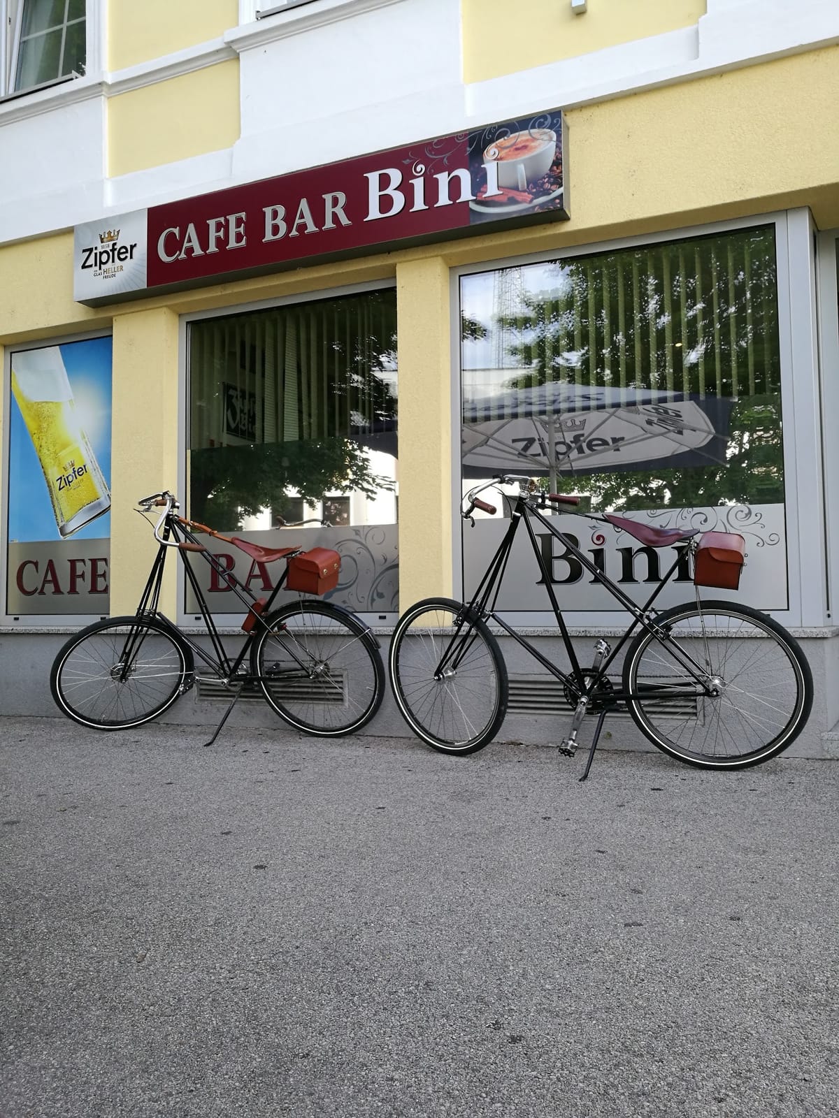 Cafe Bar Bini