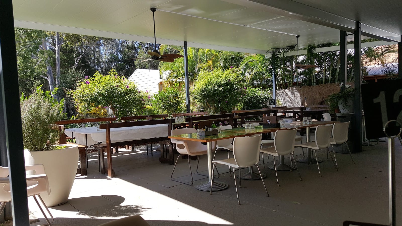 chill out cafe