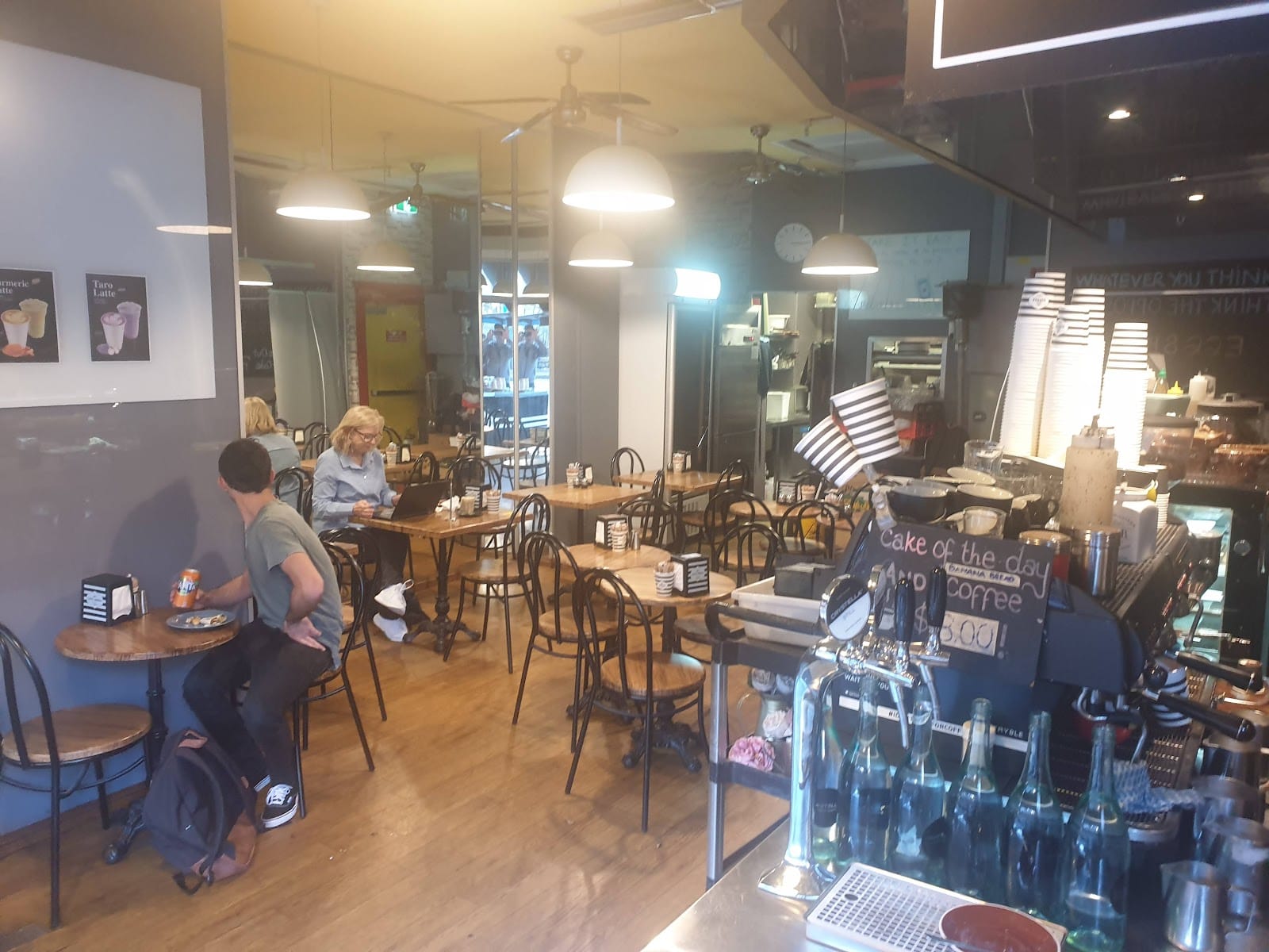 Eggshell Cafe