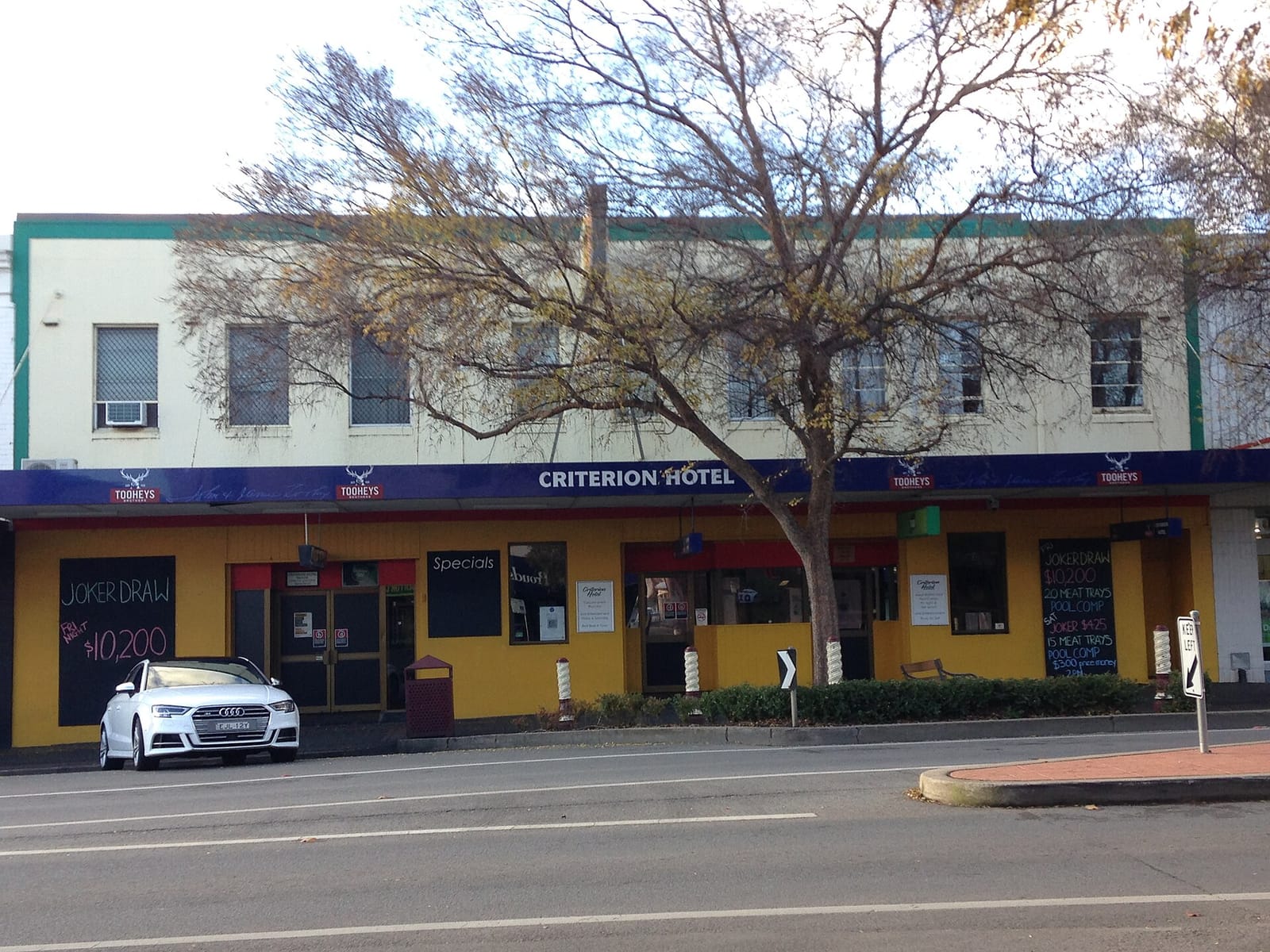 Juicy Lucy Cafe