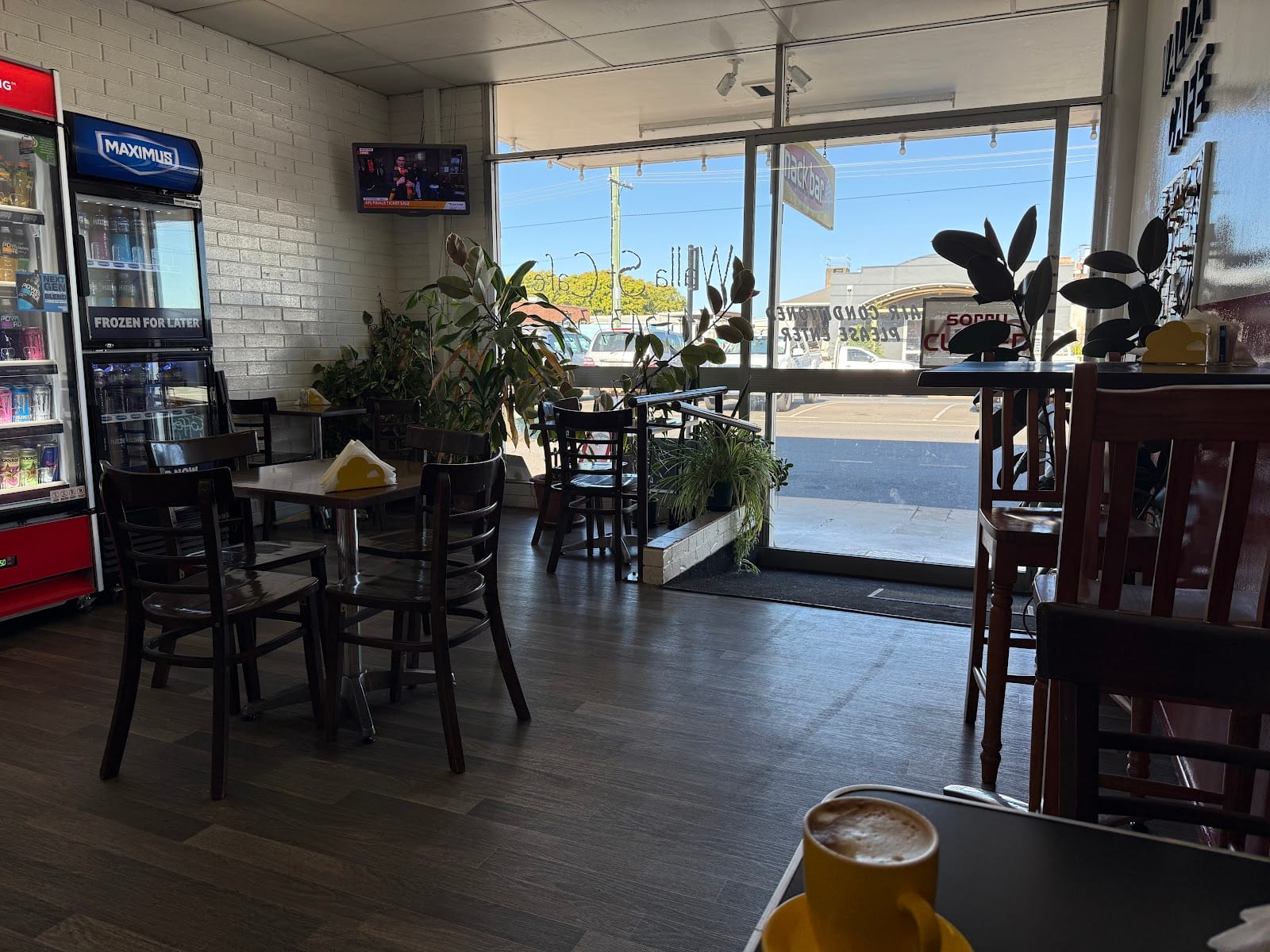Walla Street Cafe