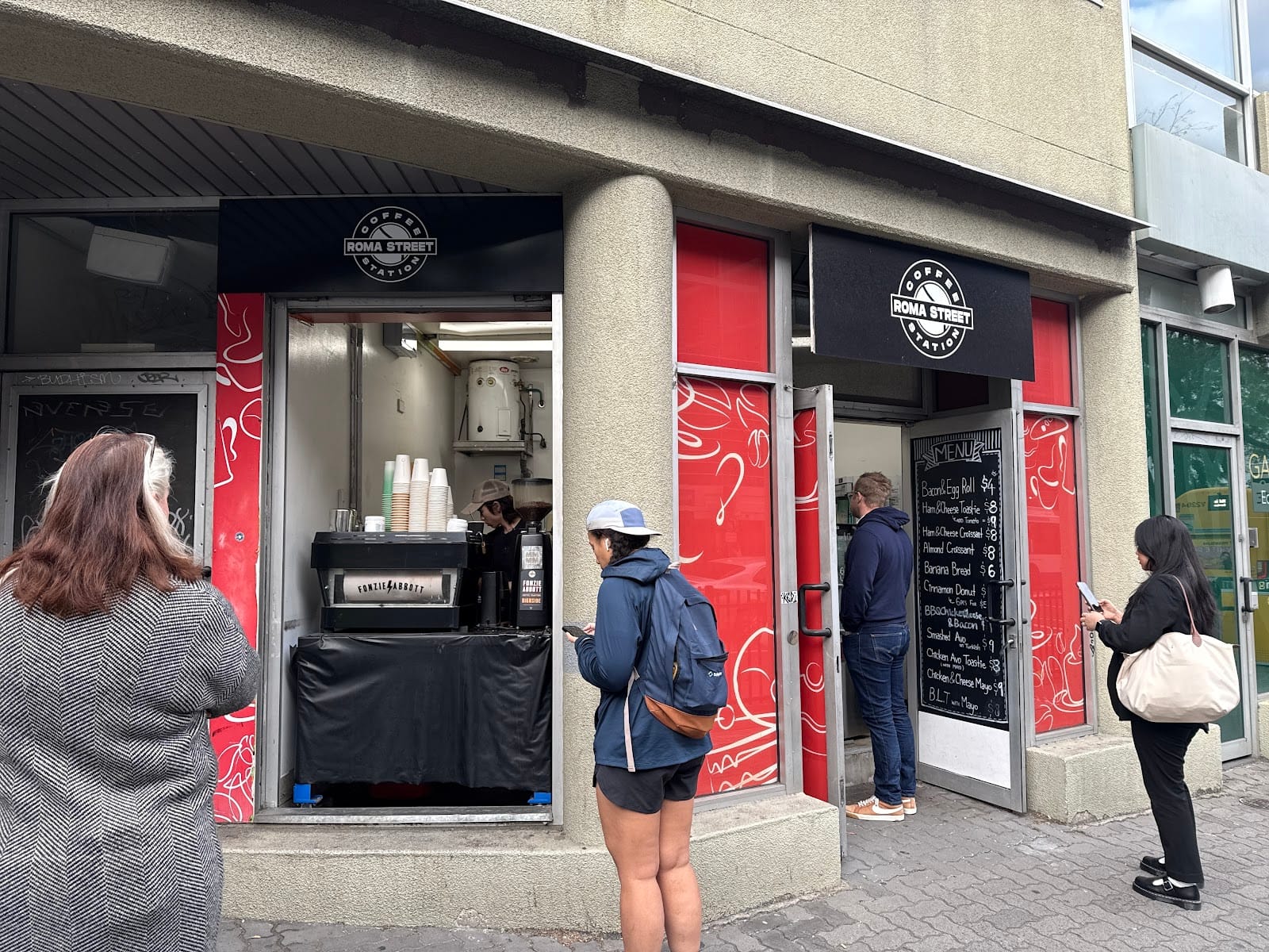 Coffee Roma Street Station
