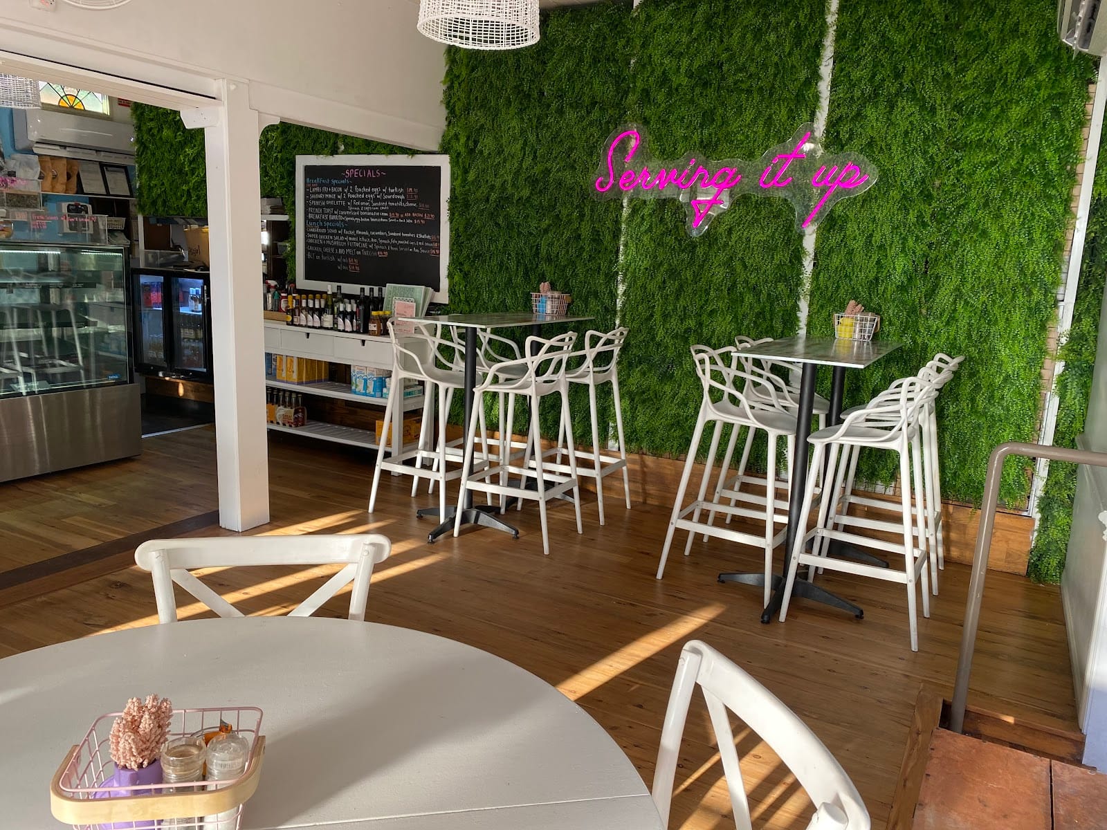 The Plantation House Cafe