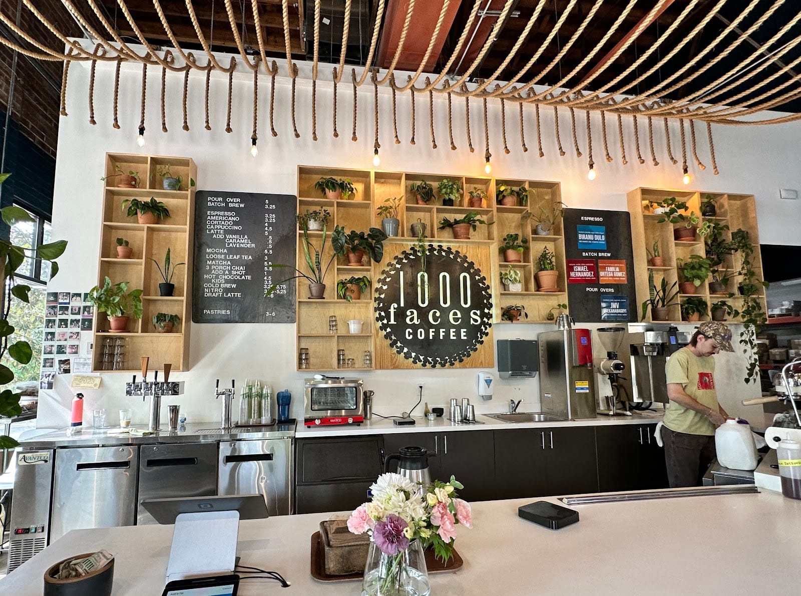 1000 Faces Coffee