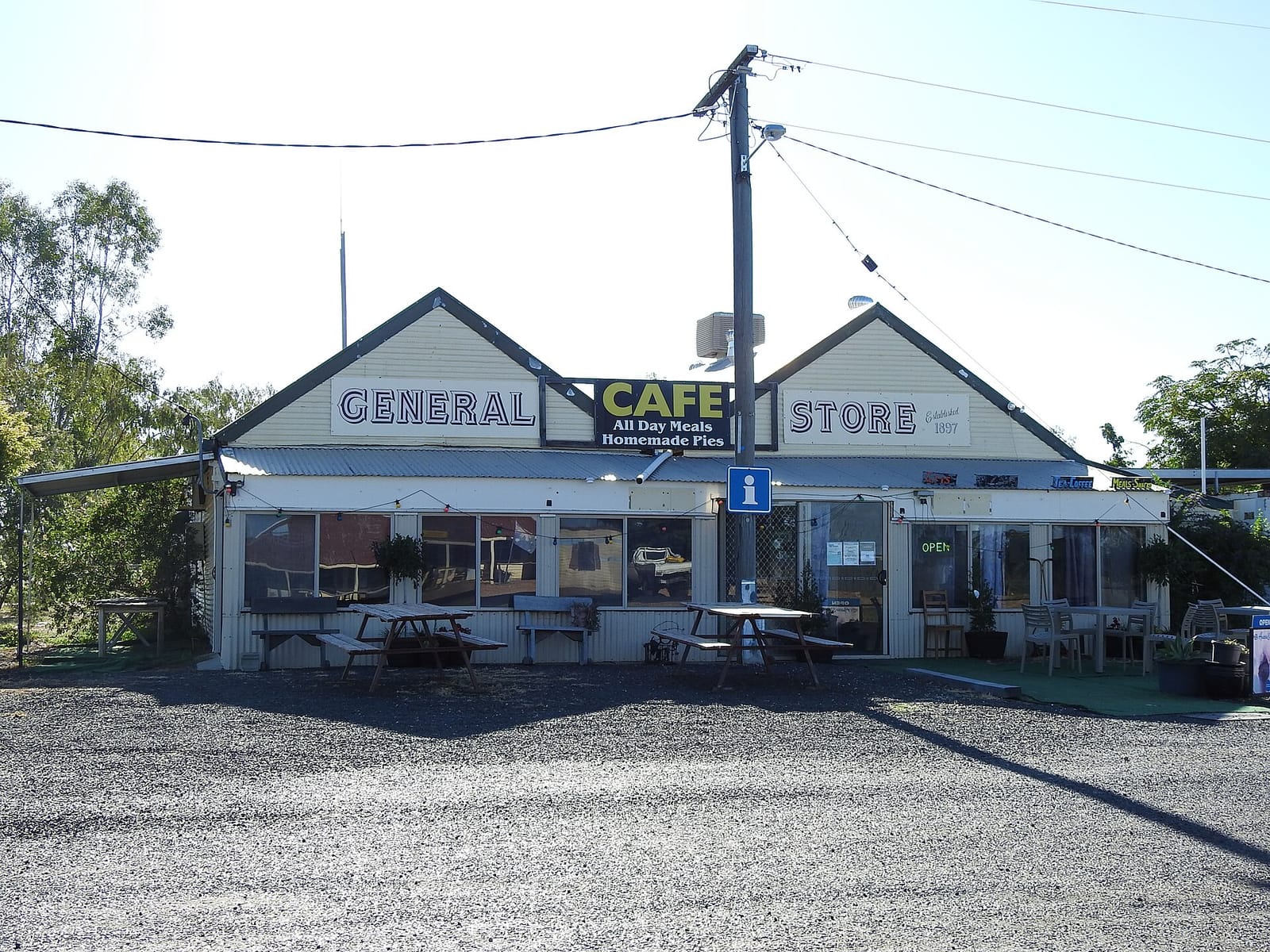 Hebel Hotel & General Store photo 2