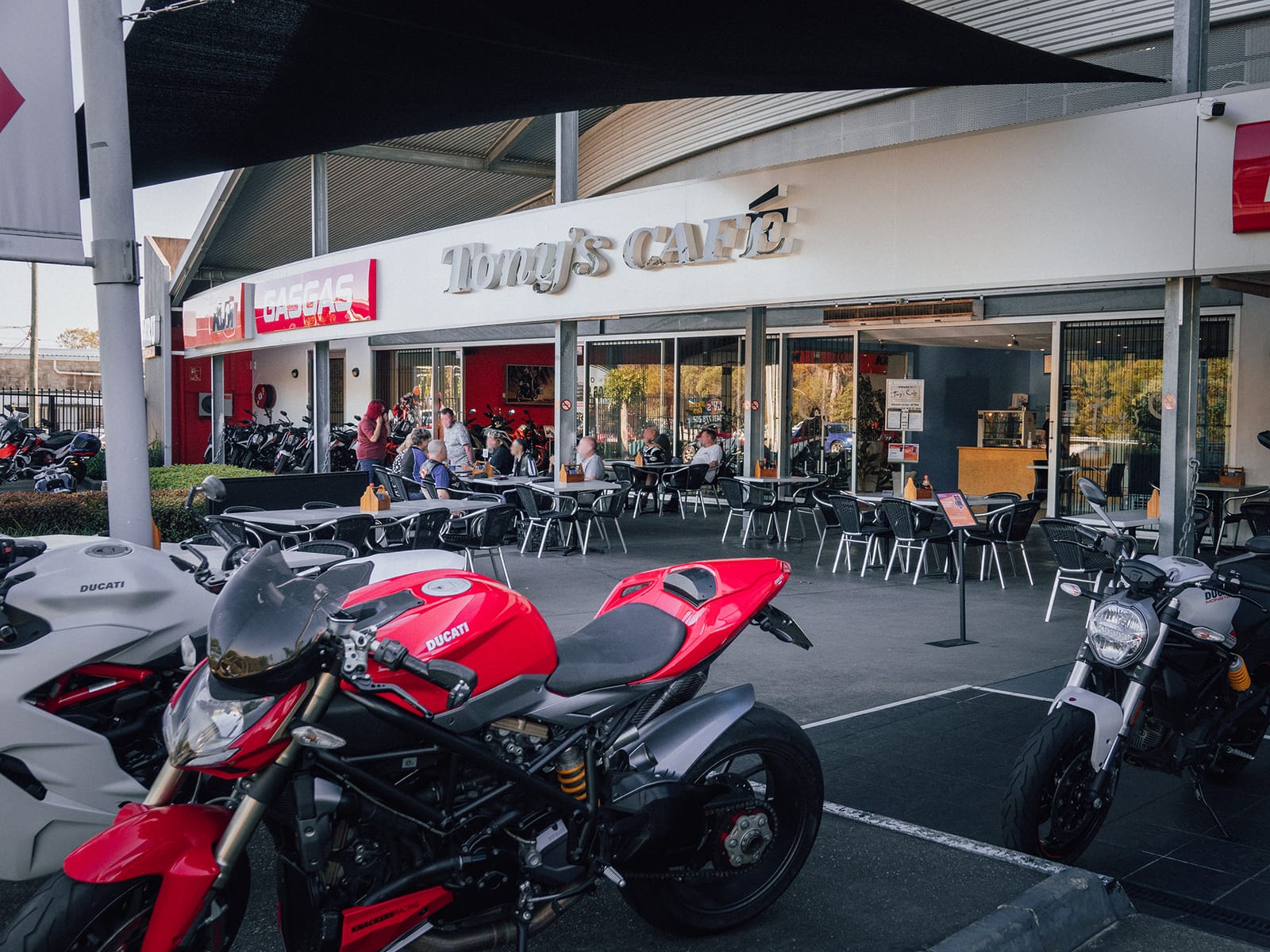 Tony's Cafe