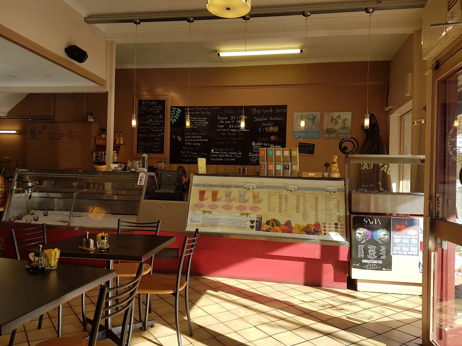 Chi Chi Café